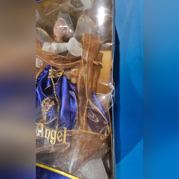 Barbie Collector Edition Holiday Angel Doll - Picture 2 of 10